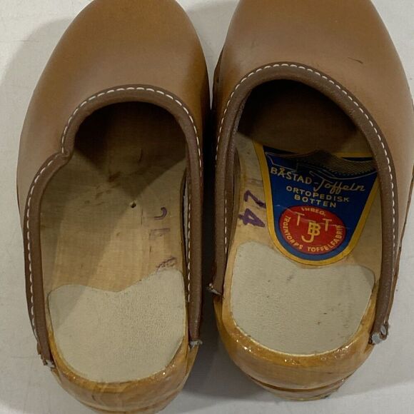 Vintage Girls Swedish Bastad-Toffeln Wood & Tan Leather Clogs Size 24 Us 8 - Picture 7 of 11
